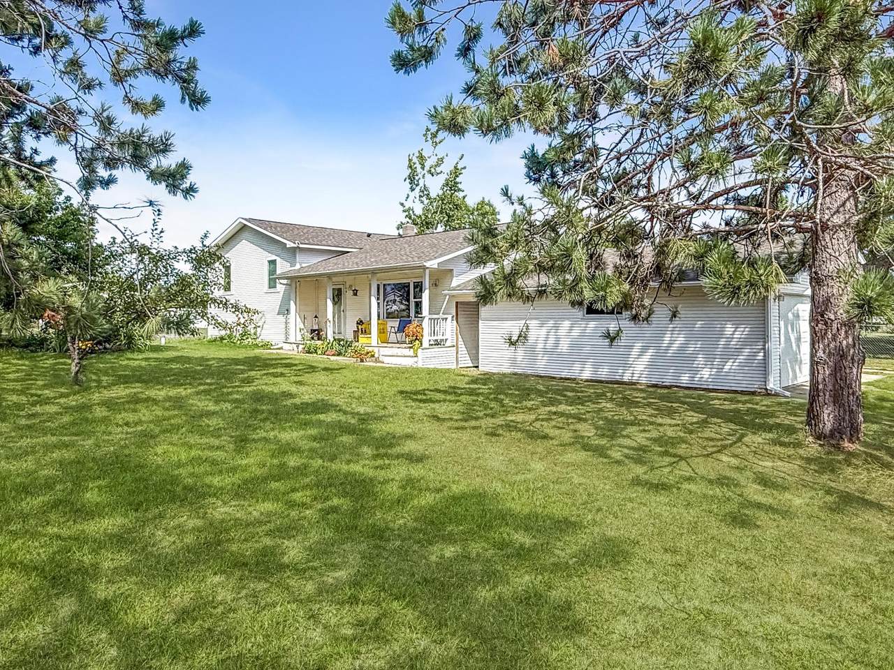1839 3rd Street - Photo 1