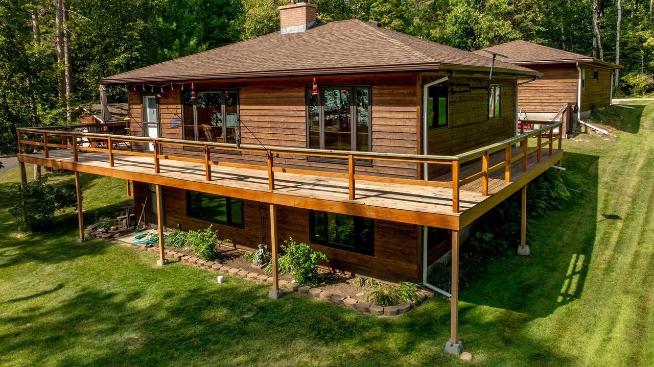 4990 Ozkiya Drive - Photo 1