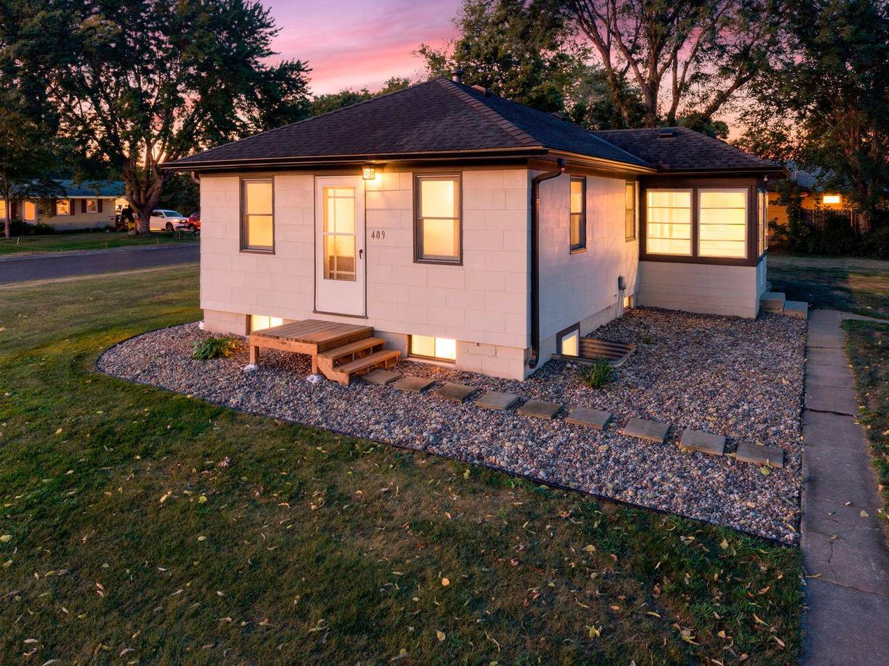 409 Clay Street - Photo 1