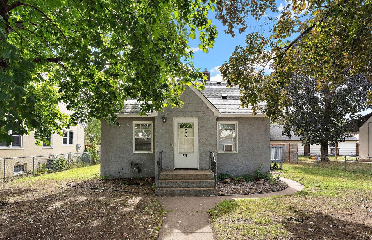 225 Richmond Street - Photo 1