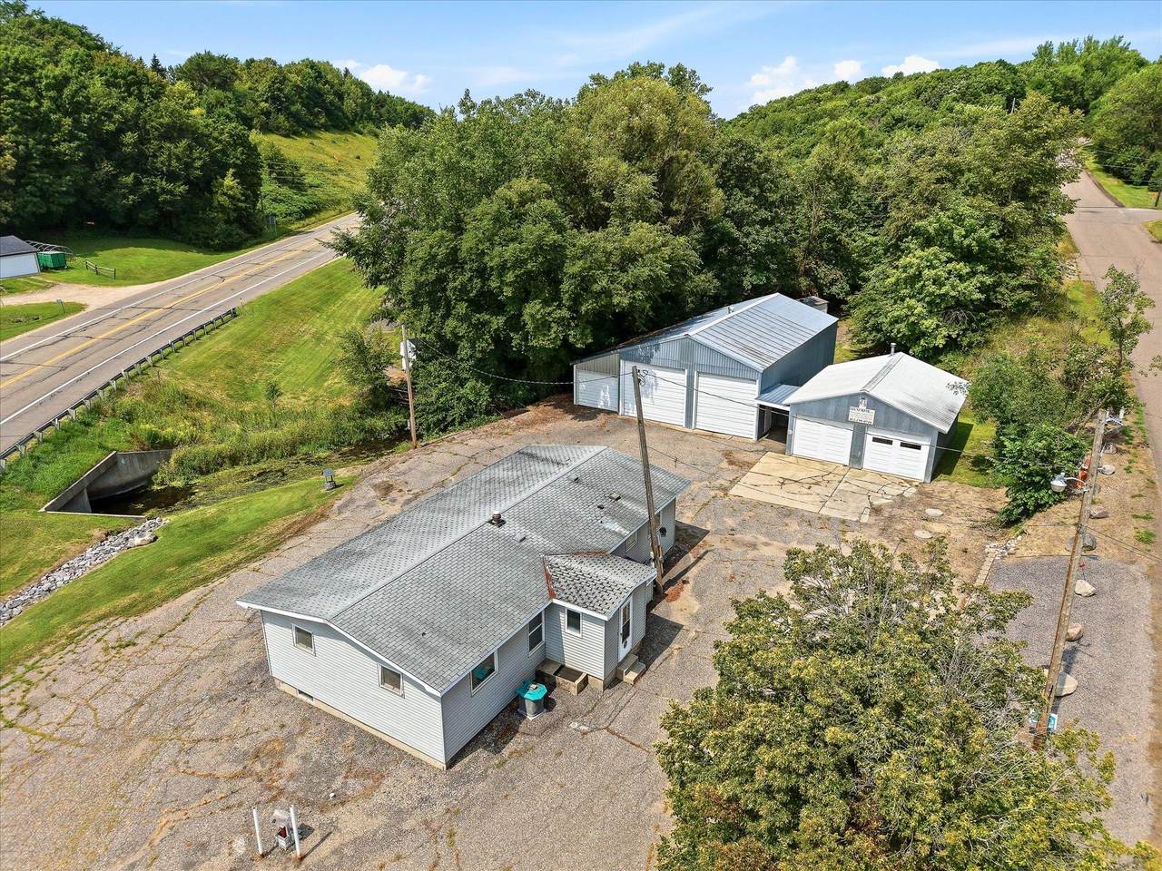 1487 Baker Avenue - Photo 1
