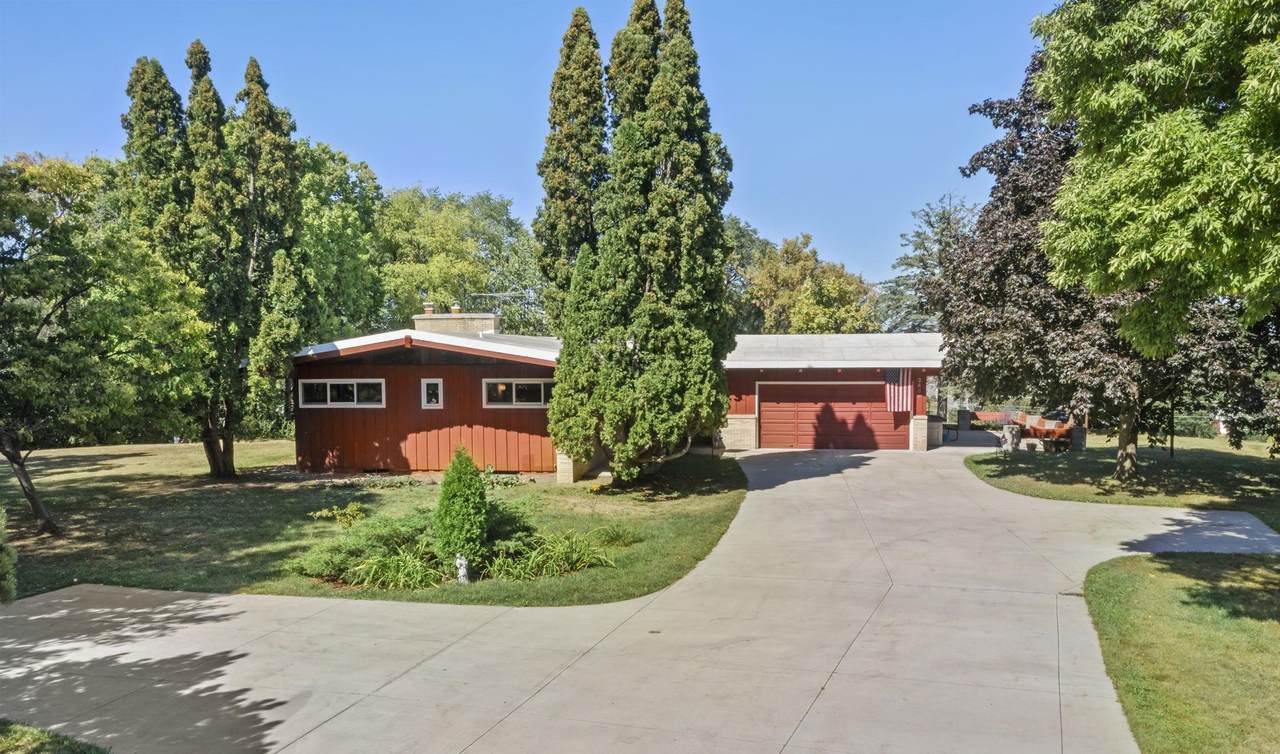 2439 Hauer Trail - Photo 1