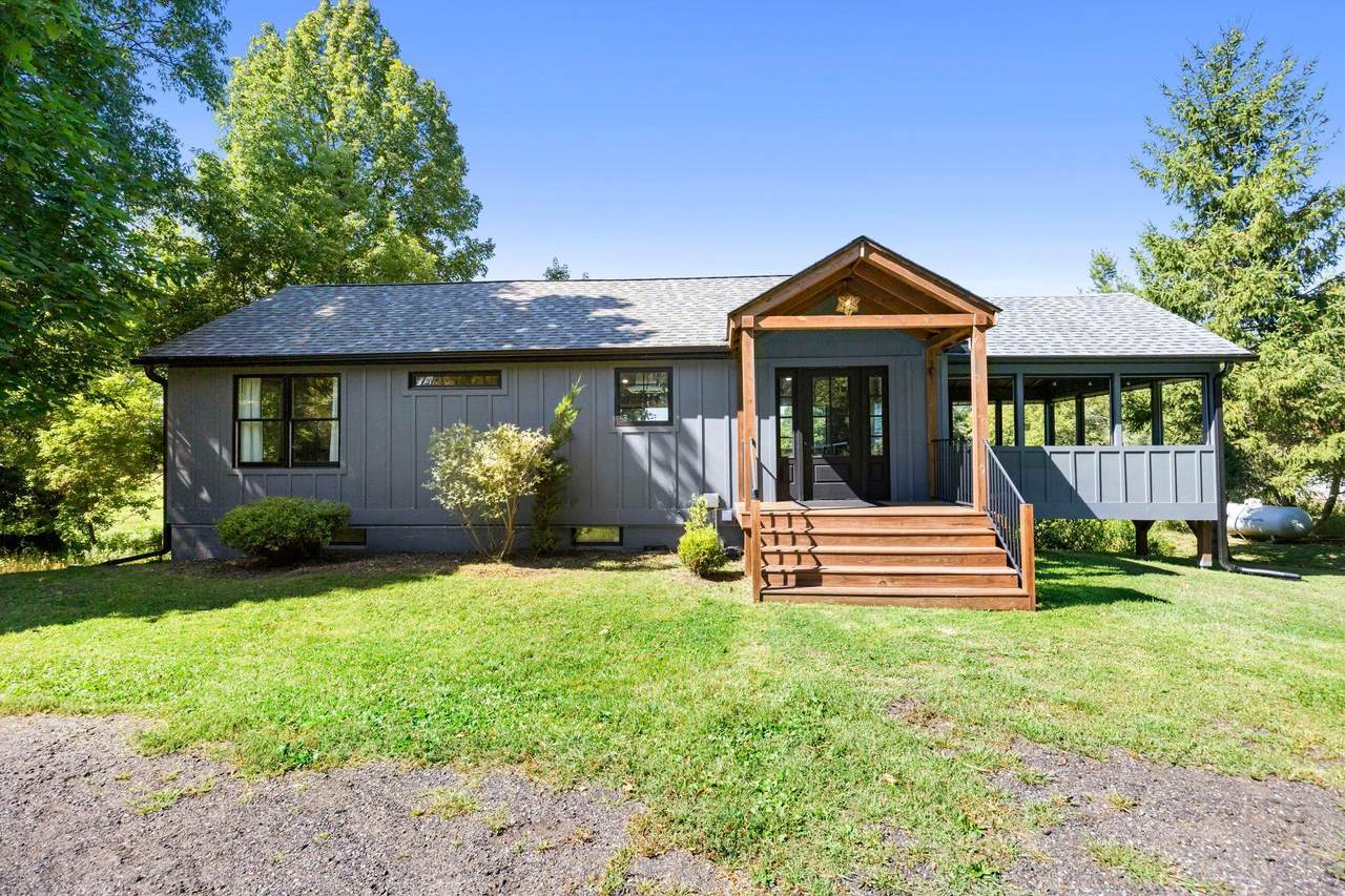 45200 Anchor Avenue - Photo 1