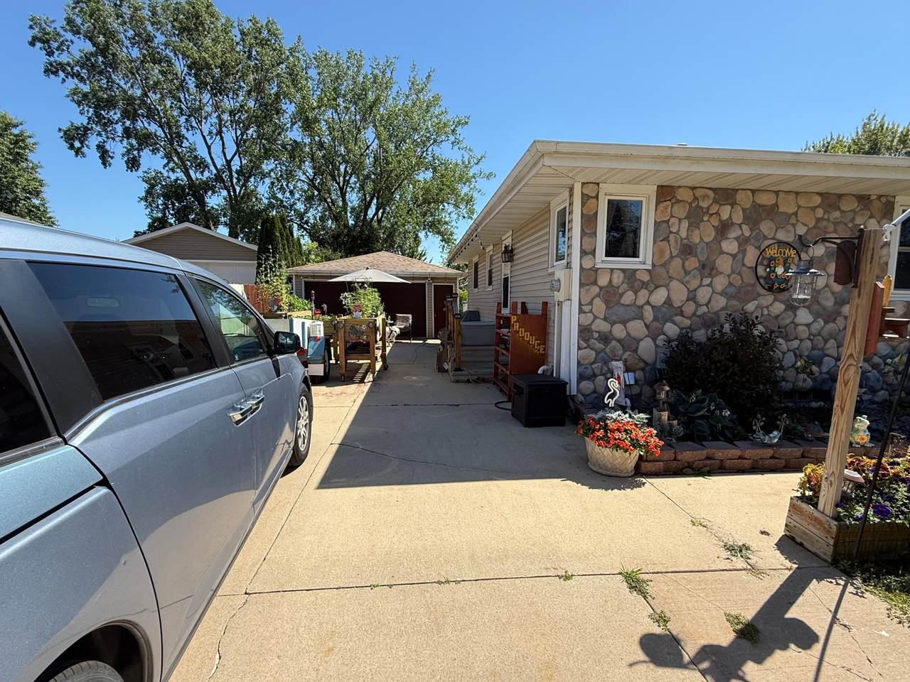 502 Brins Court - Photo 1
