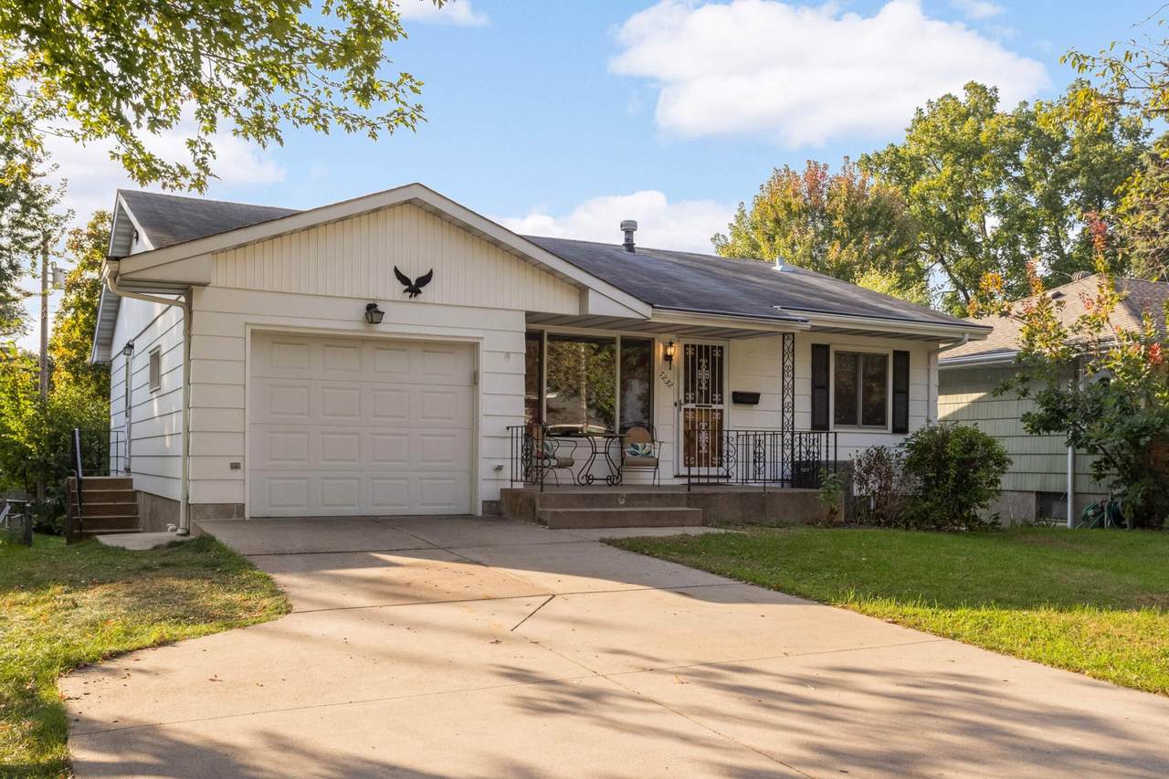7232 Girard Avenue - Photo 1