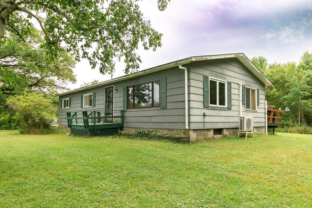 5 Swen Avenue - Photo 1