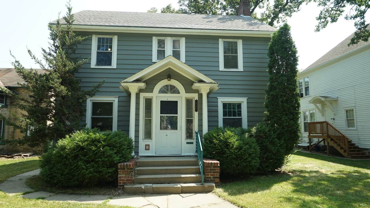 406 7th Avenue - Photo 1