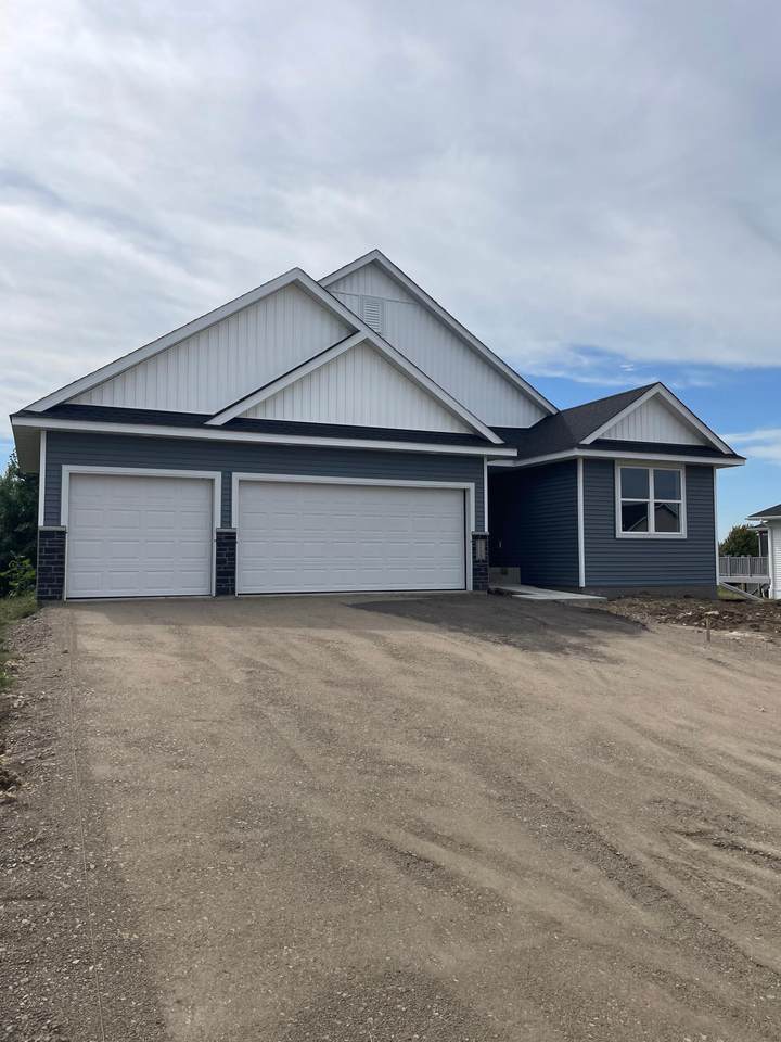 1135 Ivy Way - Photo 1