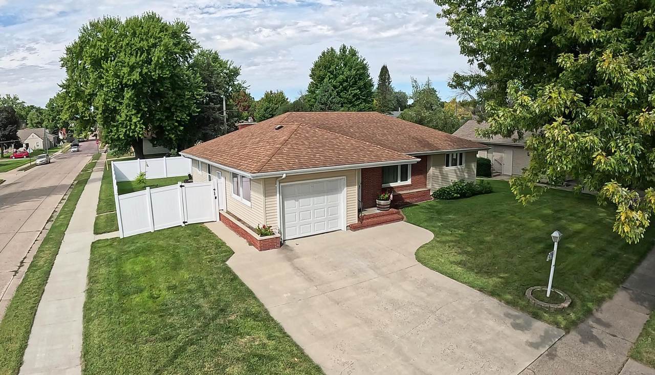 518 Orient Street - Photo 1