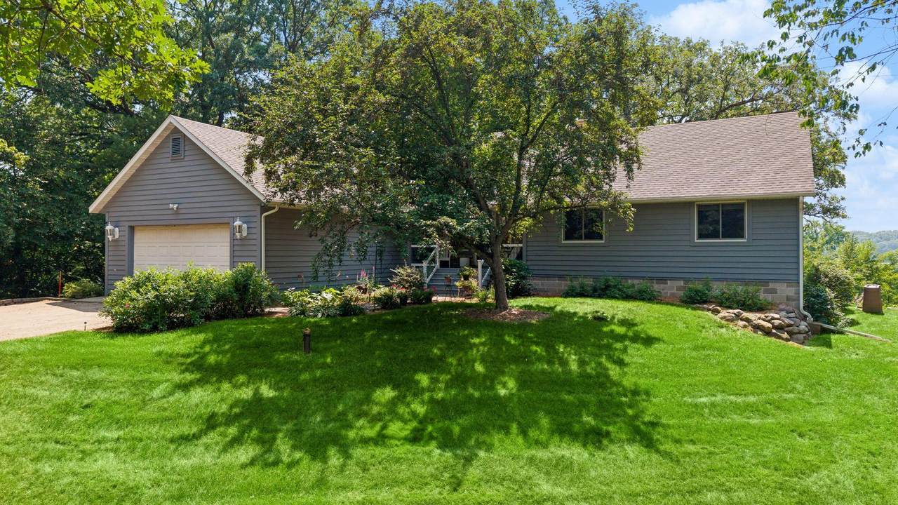 10205 Aetna Avenue - Photo 1