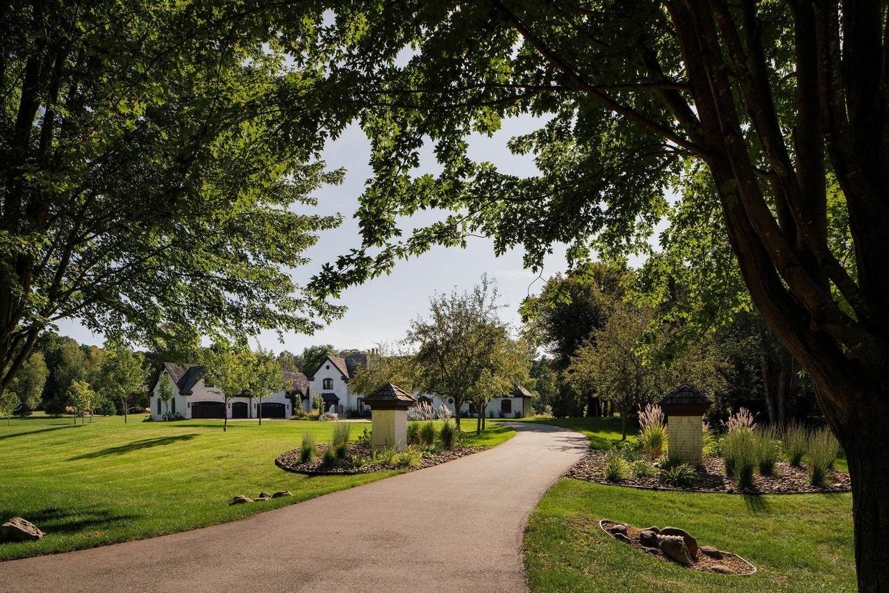 170 Spur Circle - Photo 1