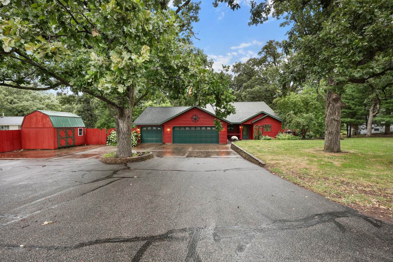 818 Oak Street - Photo 1
