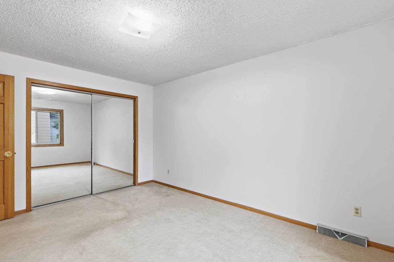 9974 Hemlock Way - Photo 1