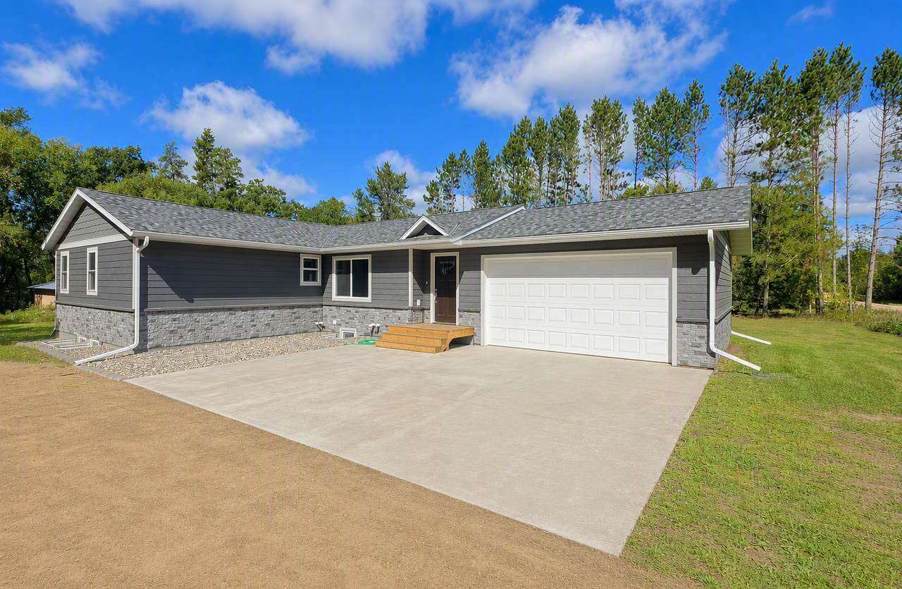 12587 65th Avenue - Photo 1