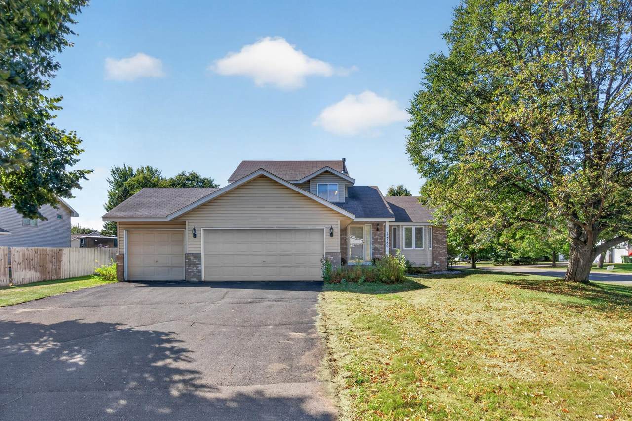 12380 Goodhue Street - Photo 1