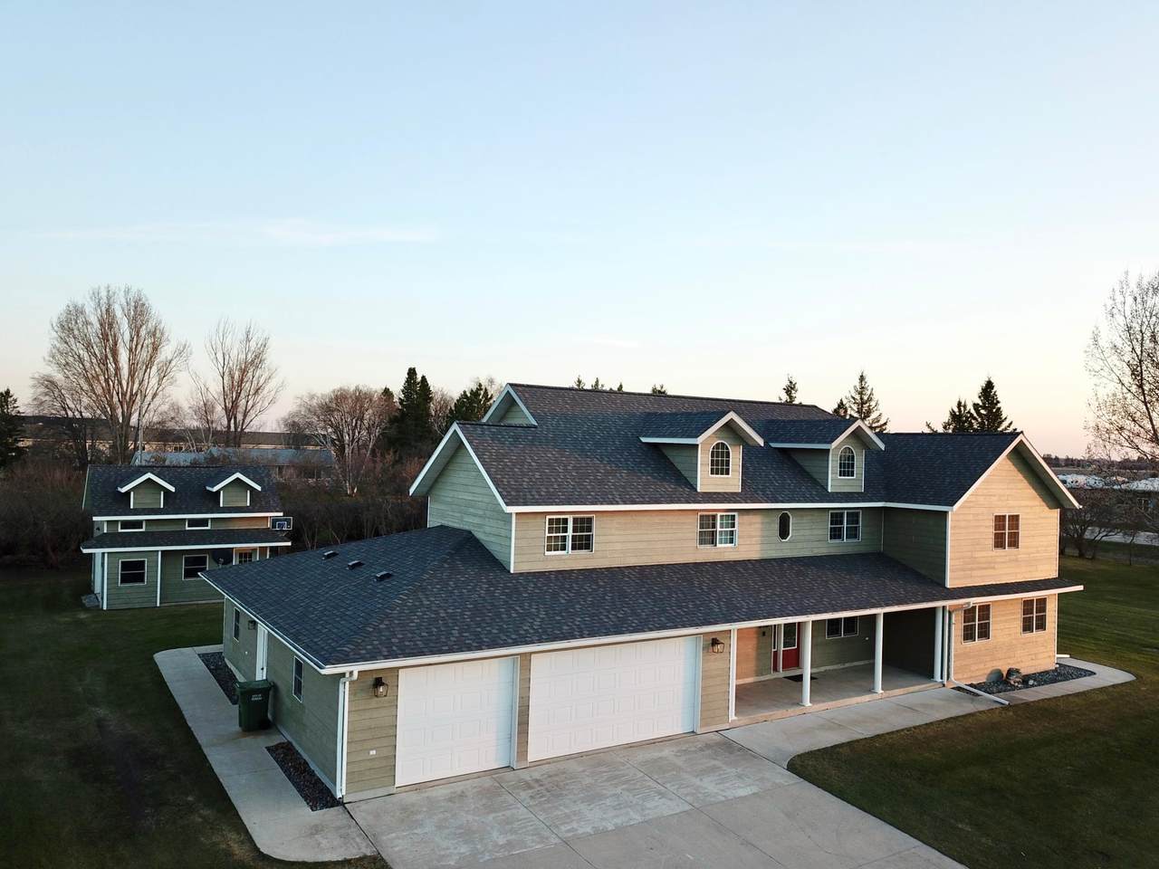 310 7th Street - Photo 1
