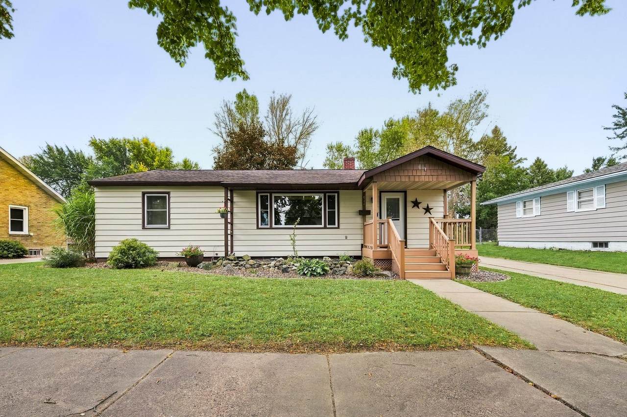 914 21st Avenue - Photo 1