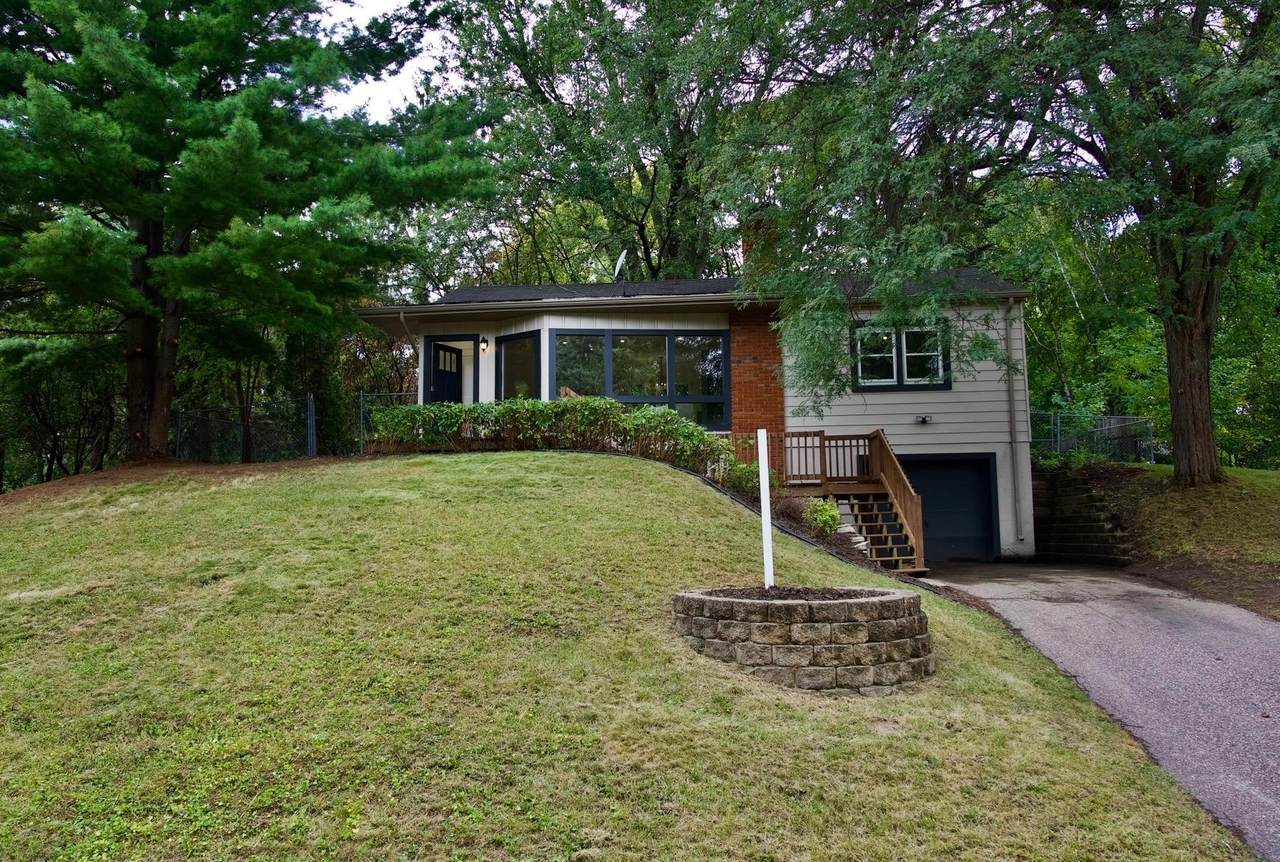 3115 Kyle Avenue - Photo 1