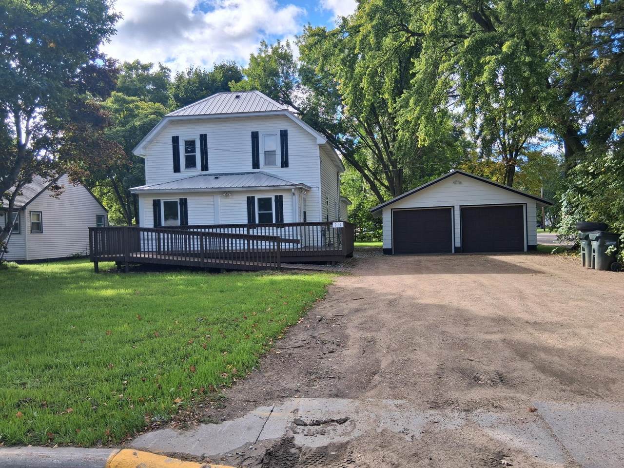 217 Oak Street - Photo 1