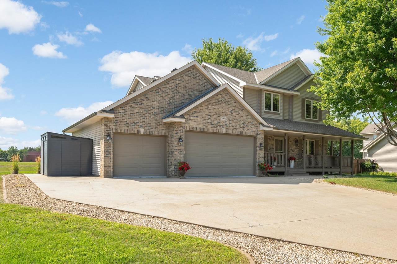 20511 Islandview Circle - Photo 1