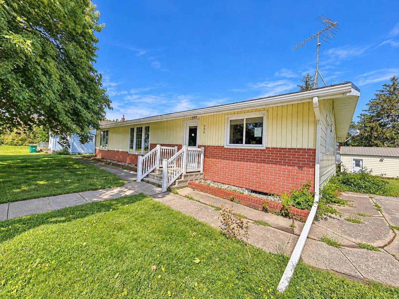 202 Main Street - Photo 1