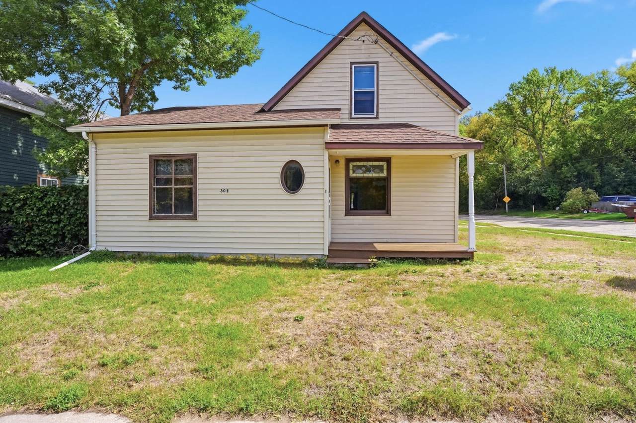 301 Main Avenue - Photo 1