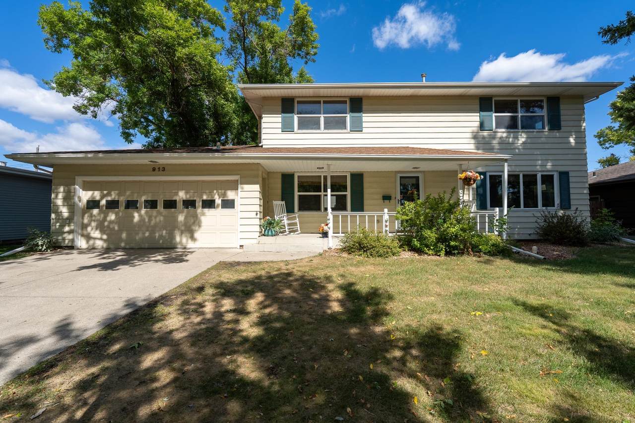 913 Park Drive - Photo 1