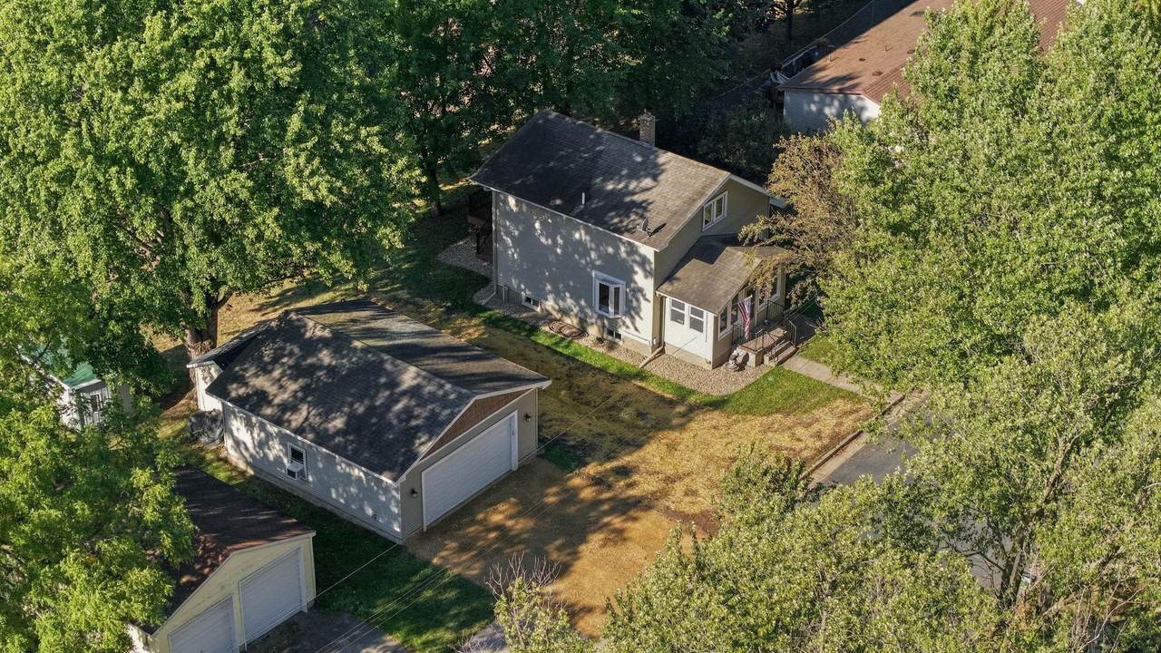 208 Maple Street - Photo 1