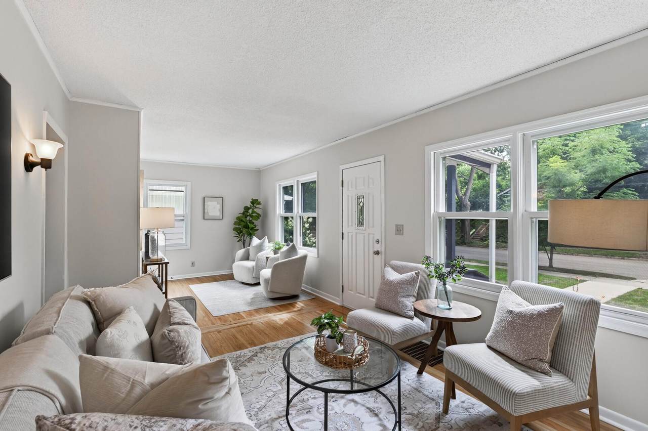 5241 44th Avenue - Photo 1