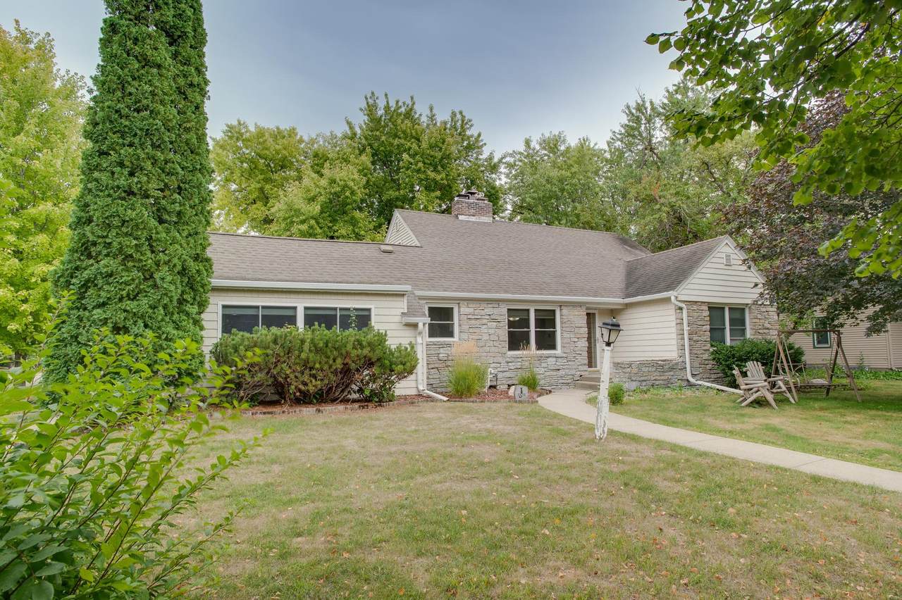 1100 13th Street - Photo 1