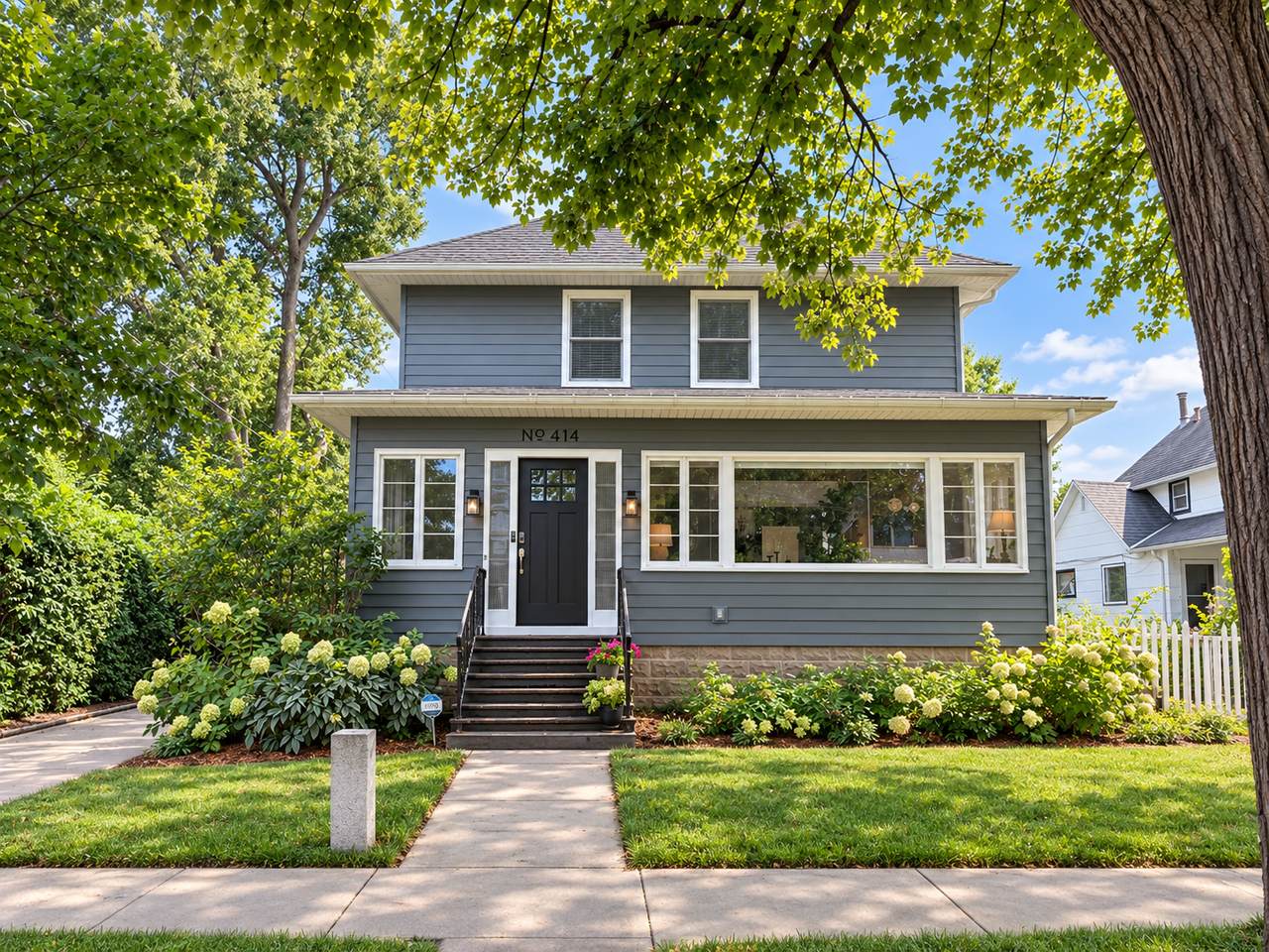 414 Dacota Street - Photo 1