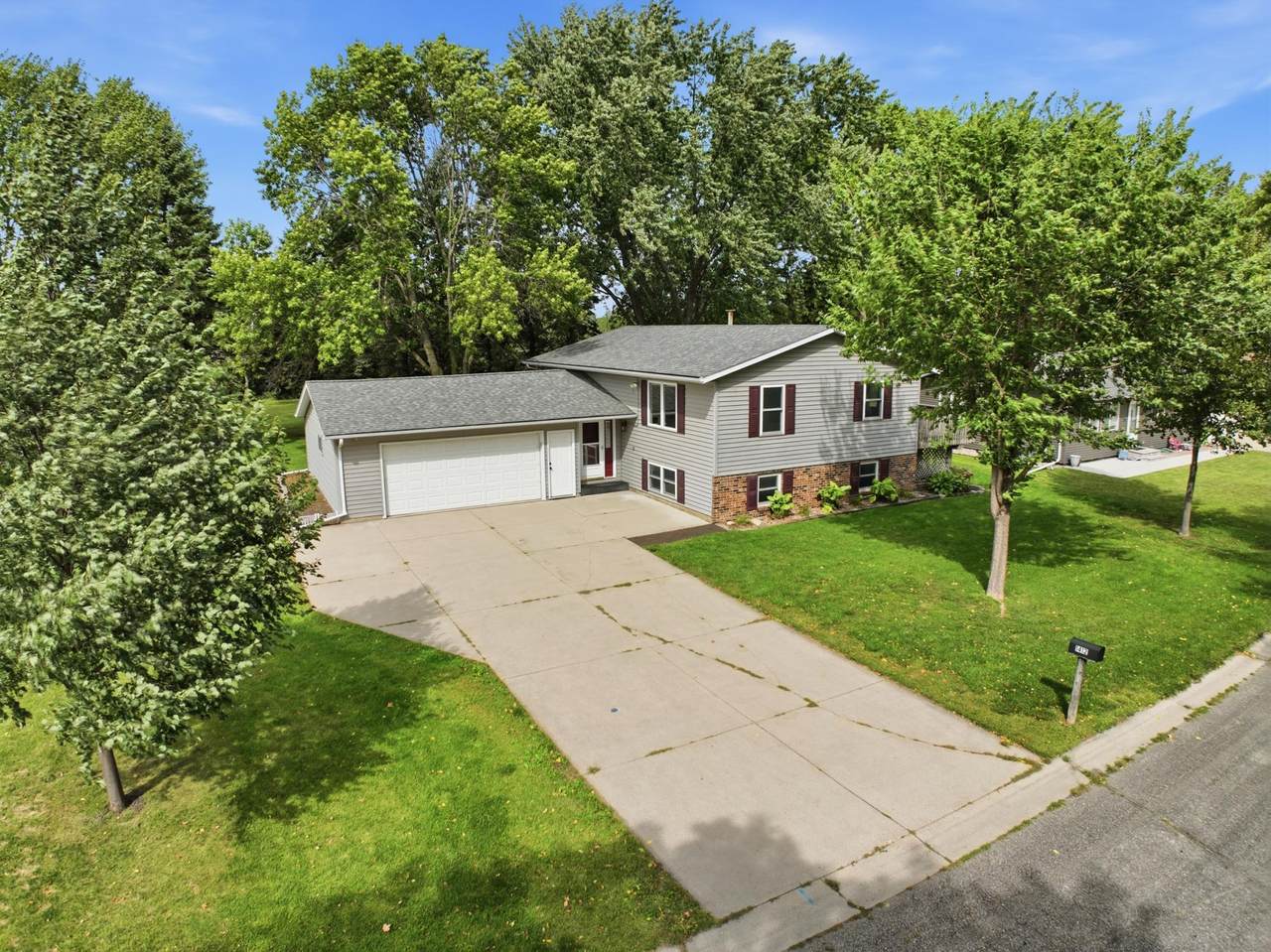 1412 18th Street - Photo 1