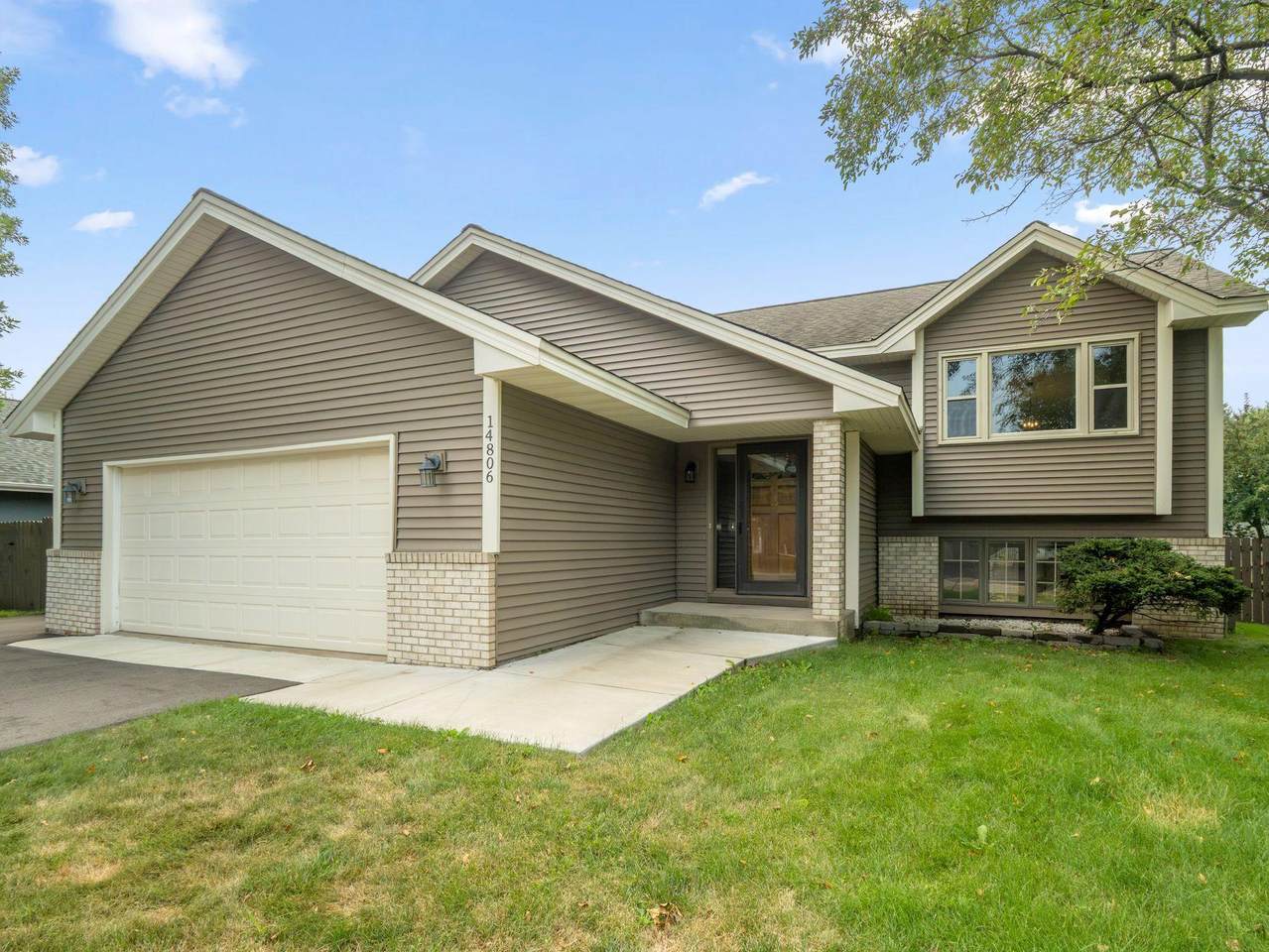 14806 Hallmark Drive - Photo 1