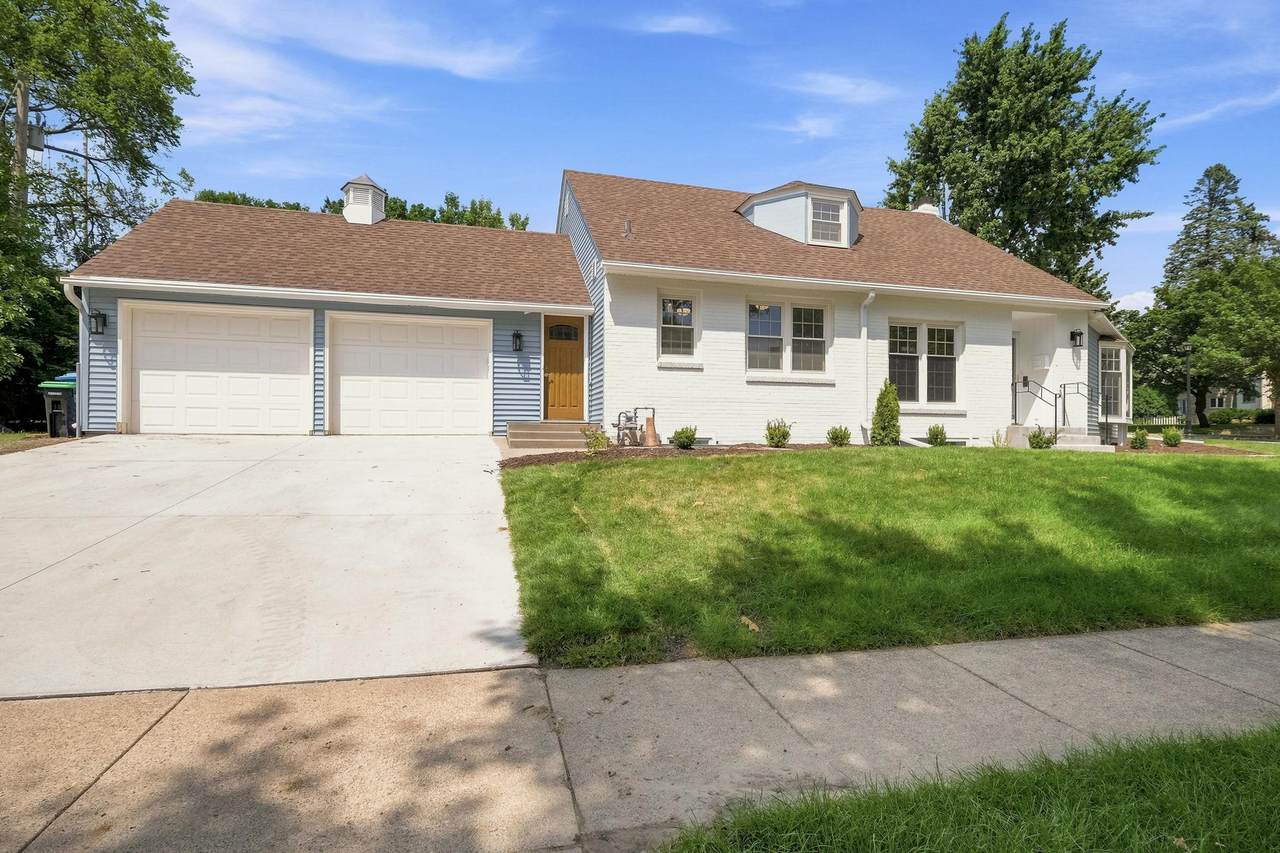 4920 Sunnyside Road - Photo 1