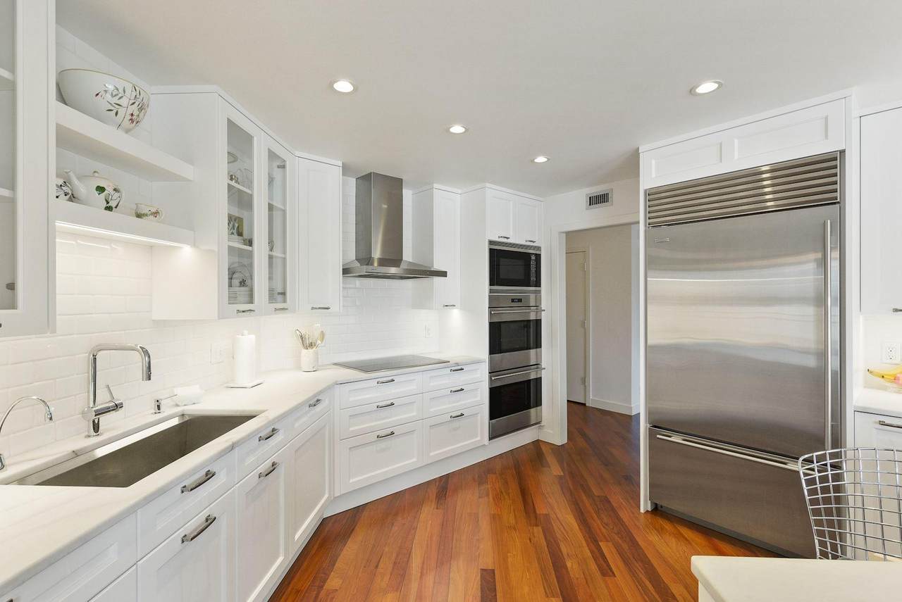 3300 32nd Street West - Photo 1