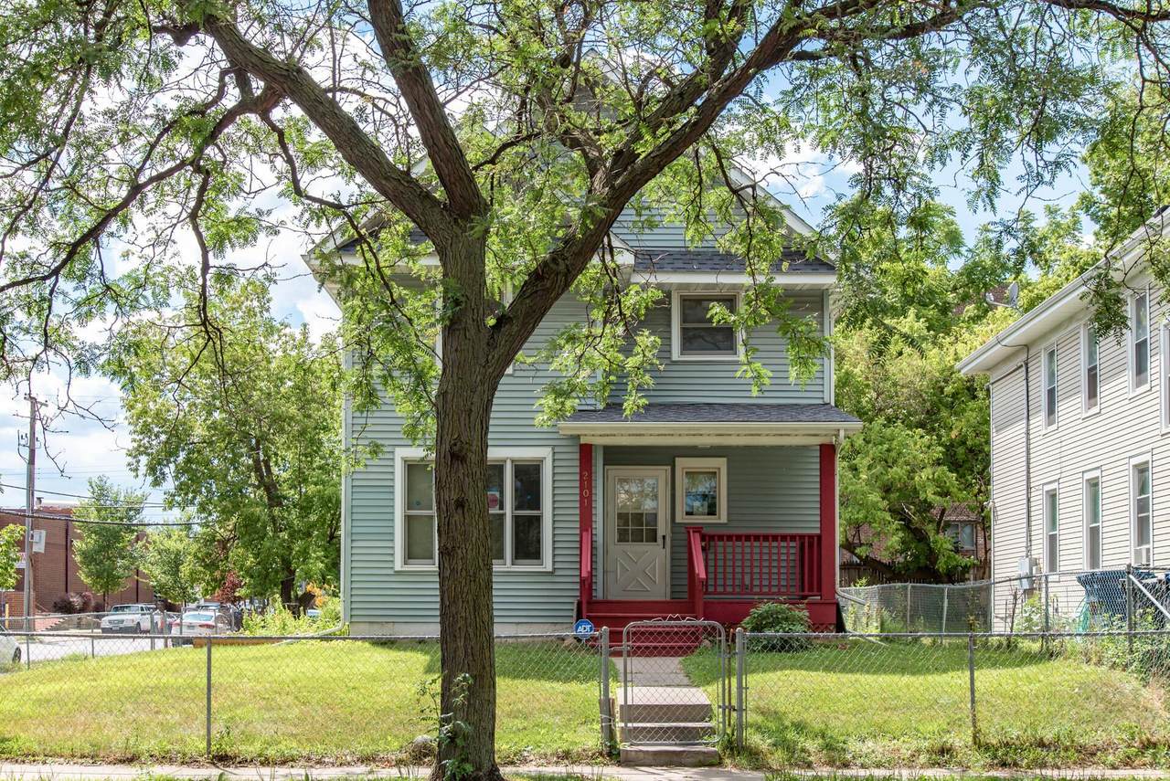 2101 Aldrich Avenue - Photo 1