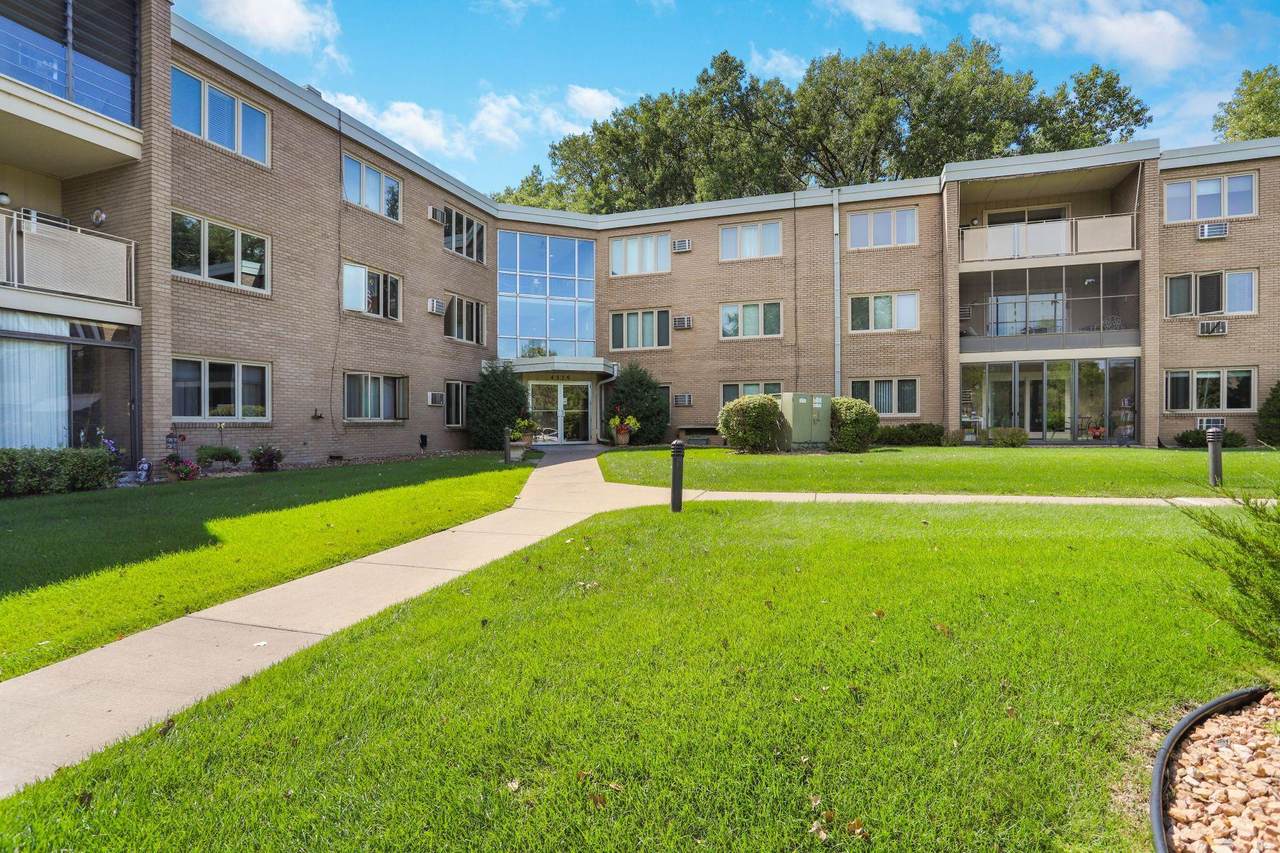 4370 Brookside Court - Photo 1