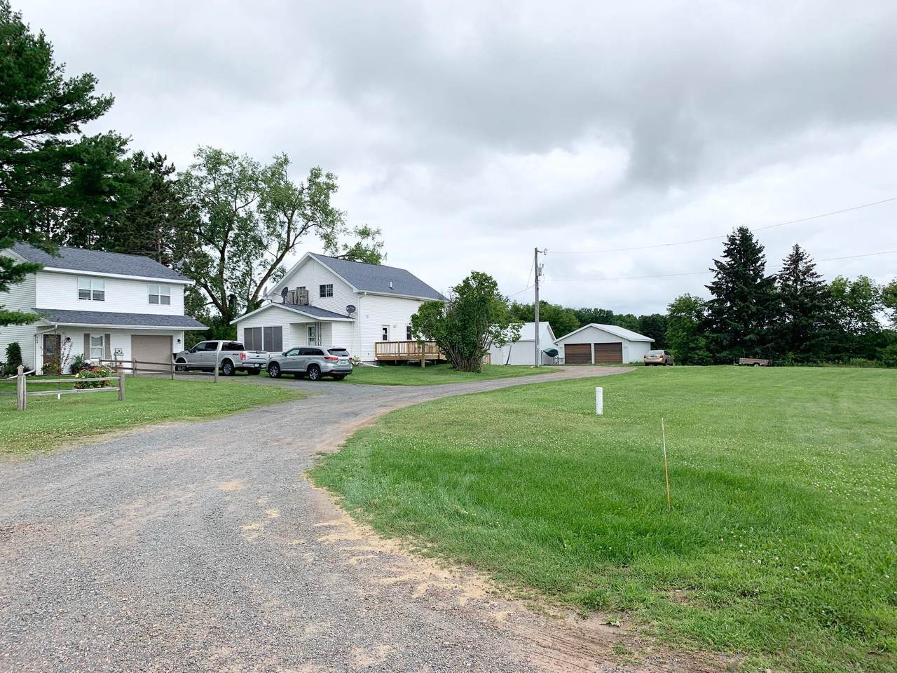 901 Clayton Avenue - Photo 1