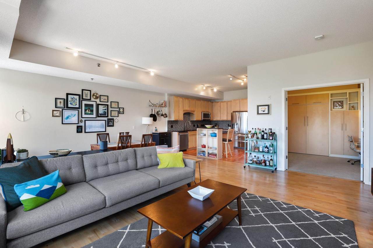 445 Wacouta Street - Photo 1