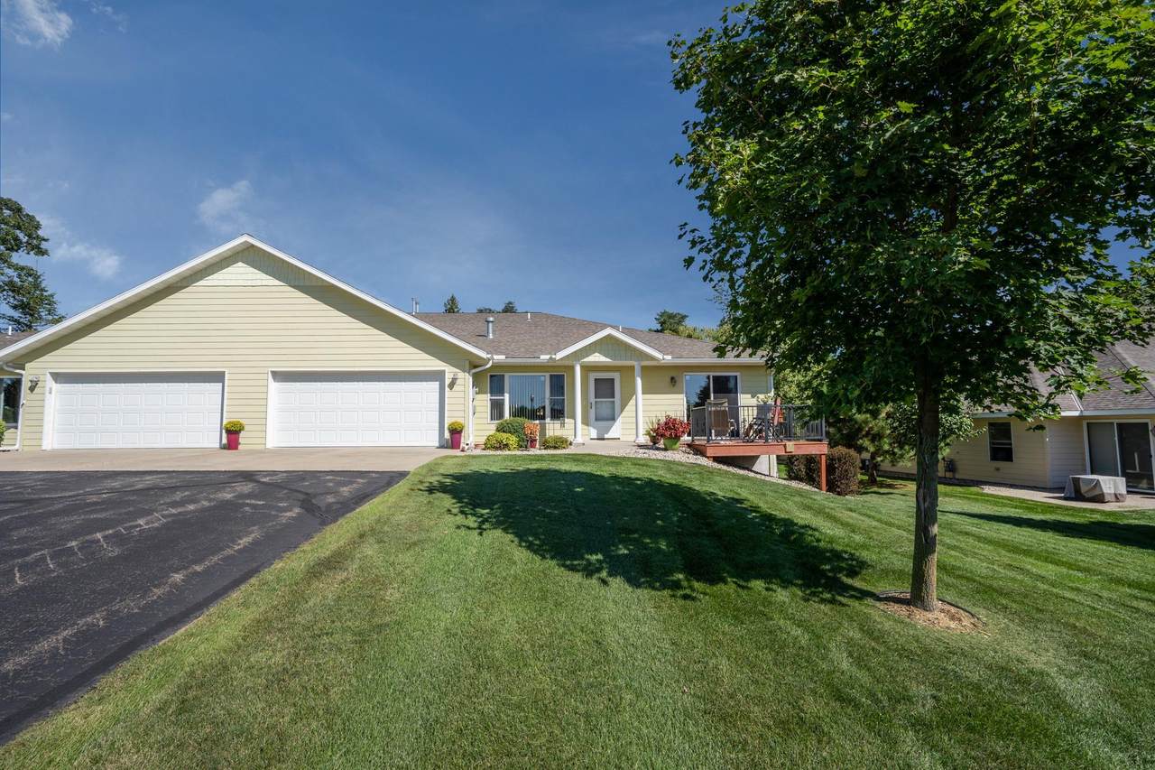 125 Meadow Lane - Photo 1