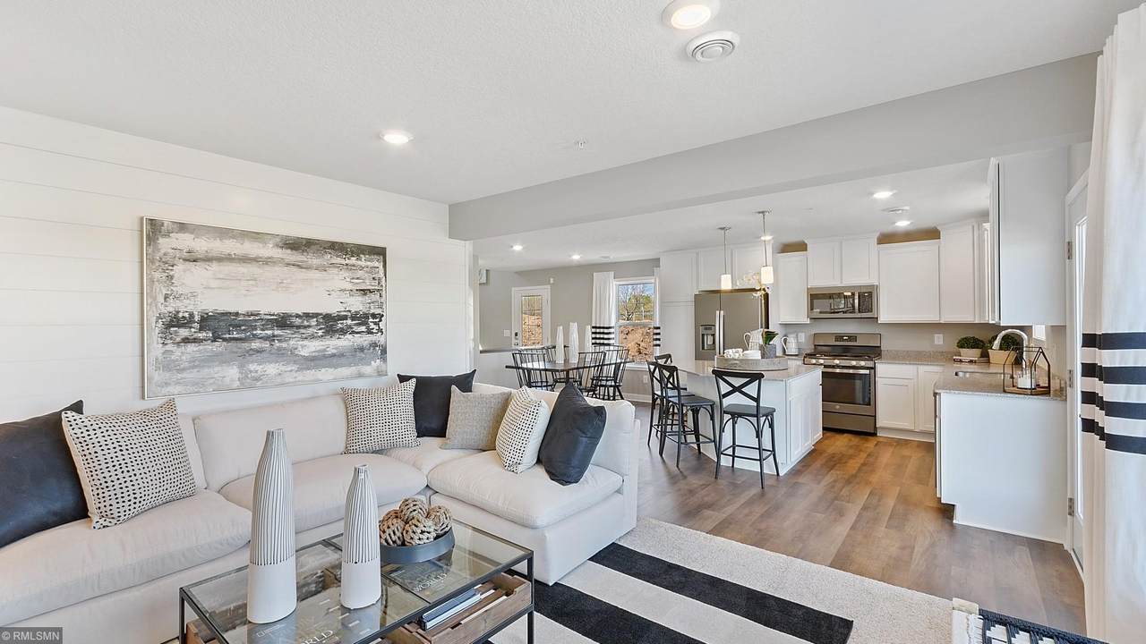 628 Locke Point Drive - Photo 1