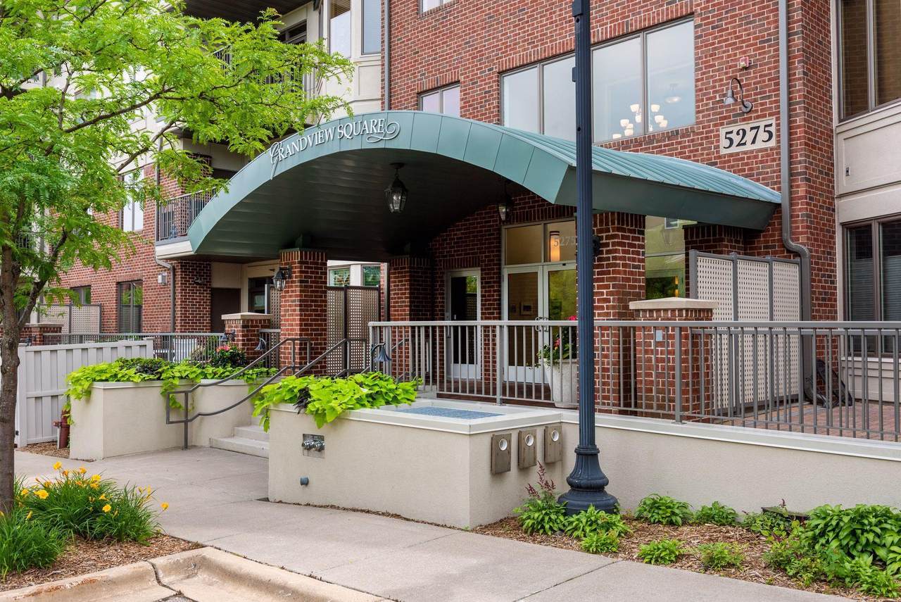 5275 Grandview Square - Photo 1