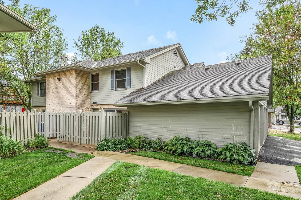 18669 Clear View Court - Photo 1