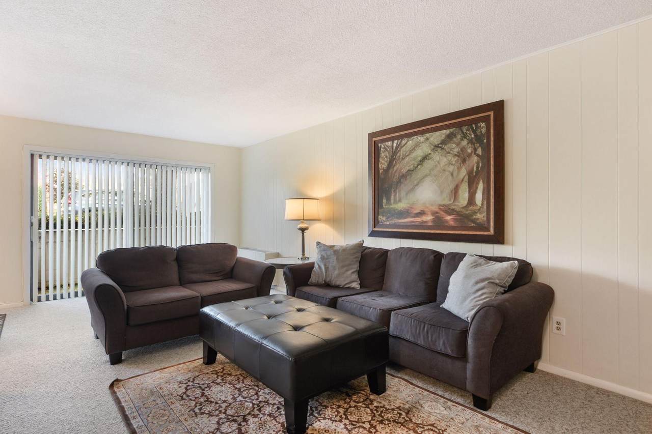 10113 34th Street - Photo 1