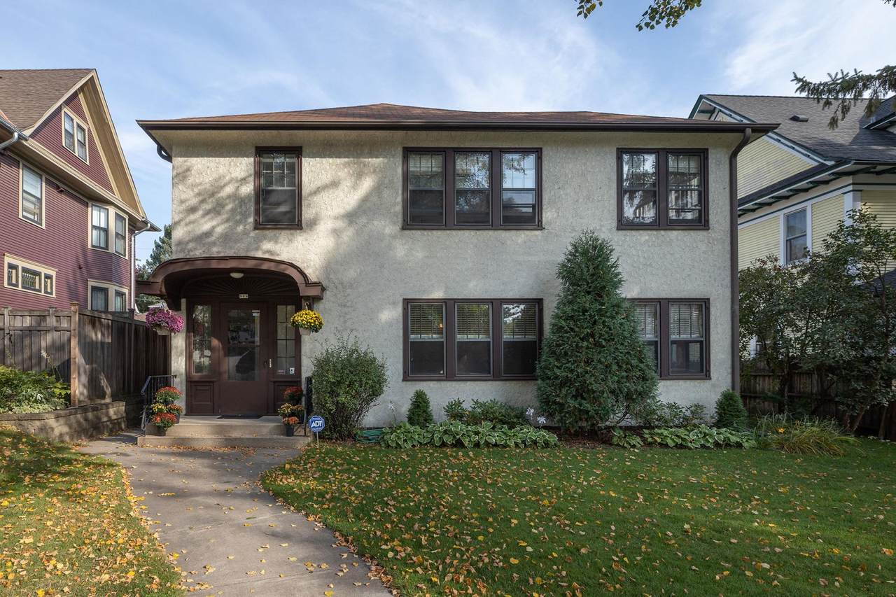 969 Saint Clair Avenue - Photo 1