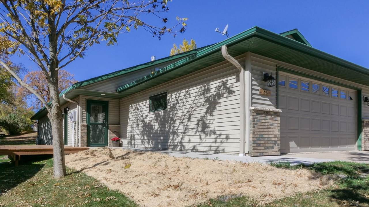 816 Park Street - Photo 1