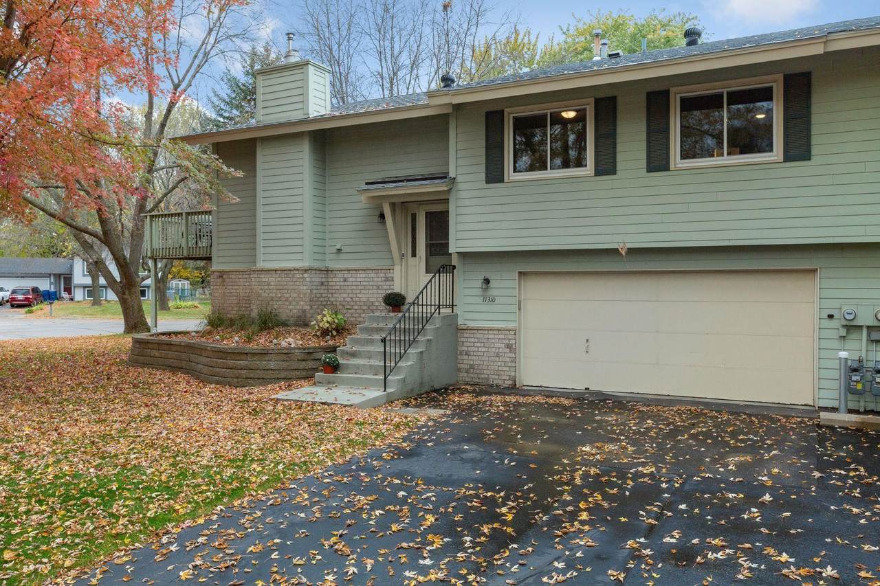 11310 Vessey Avenue - Photo 1