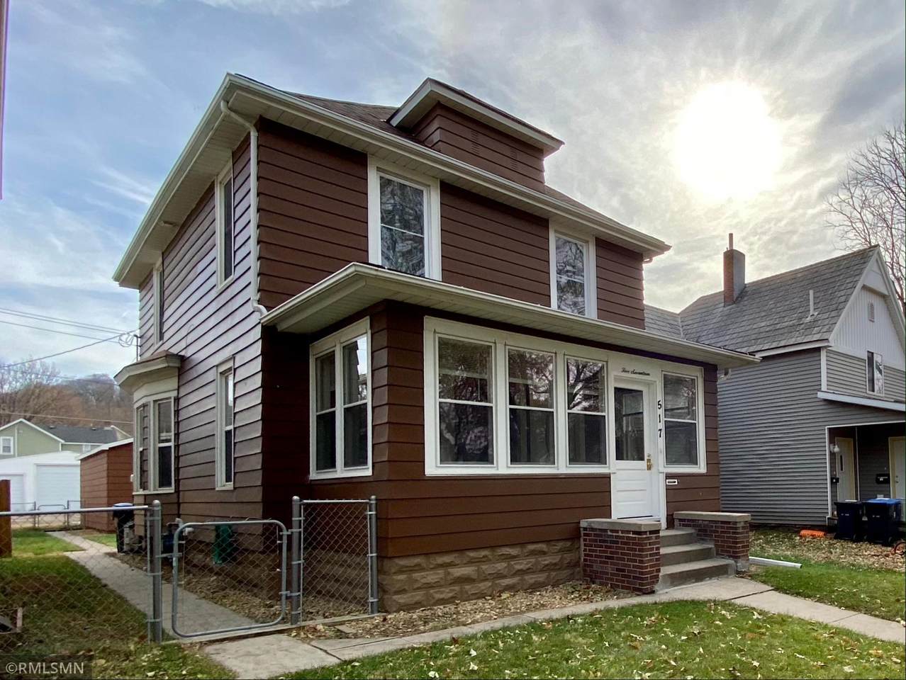 517 Broad Street - Photo 1