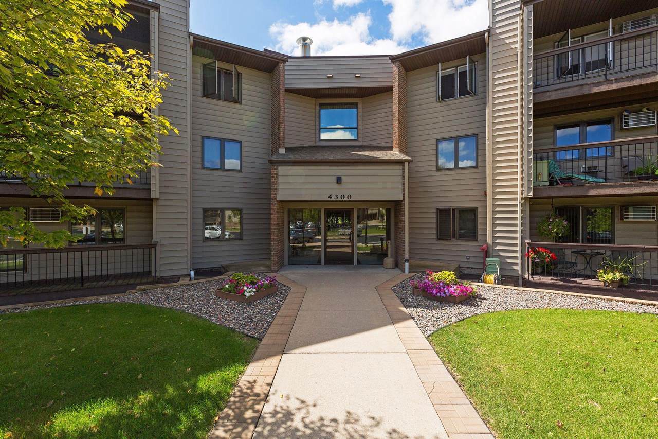 4350 Trenton Lane - Photo 1