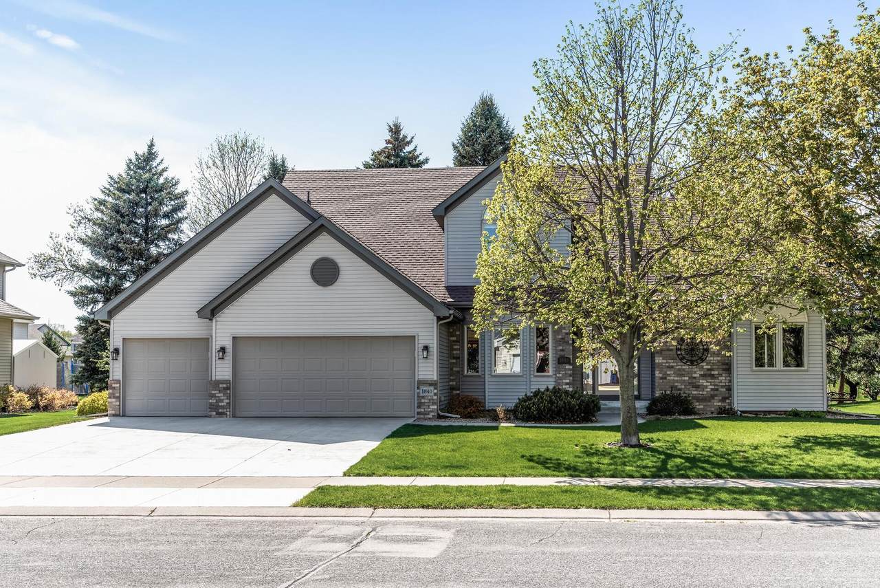 1840 Evergreen Lane - Photo 1